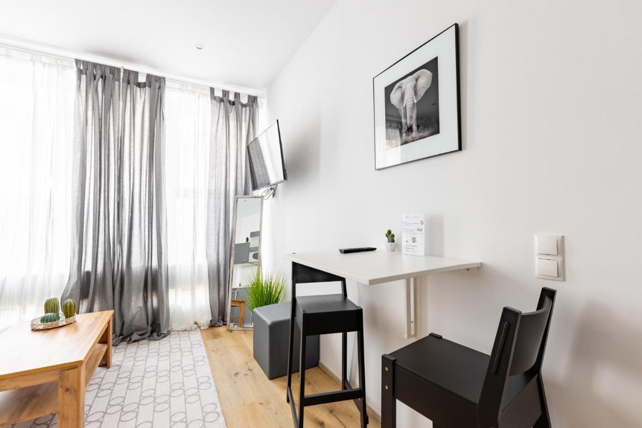 Budget Rooms West With Shared Kitchen Viena Exterior foto