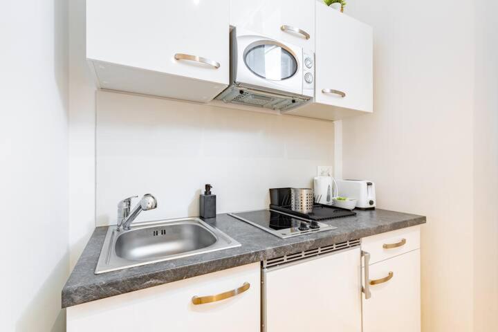 Budget Rooms West With Shared Kitchen Viena Exterior foto