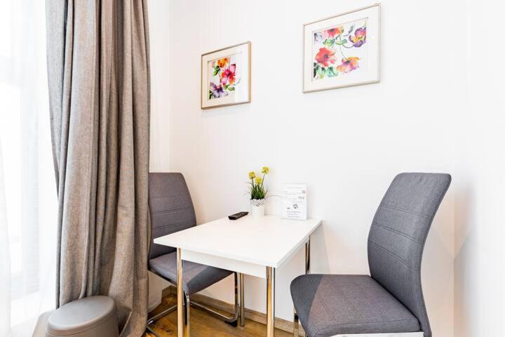 Budget Rooms West With Shared Kitchen Viena Exterior foto