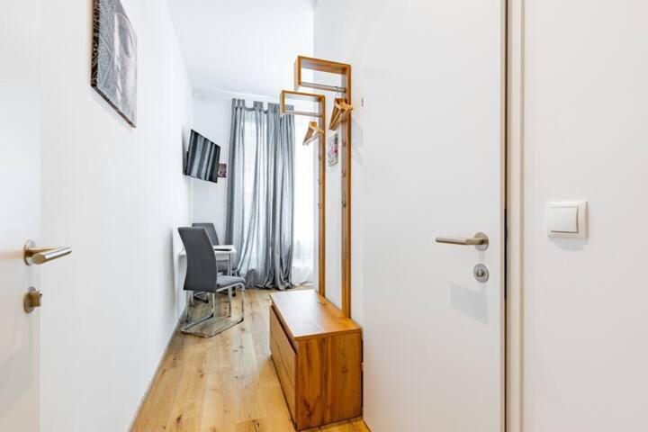 Budget Rooms West With Shared Kitchen Viena Exterior foto